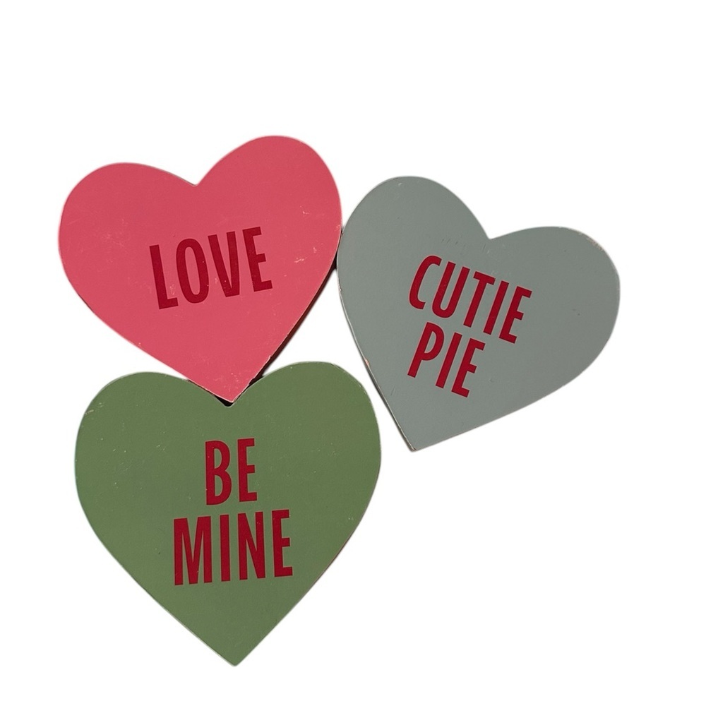 Michael’s Heart-Shaped Wall Decor Set - Pink, Green, Gray